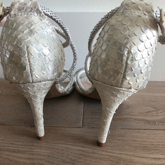 Caravela Kurt Geiger - Picture 7 of 8